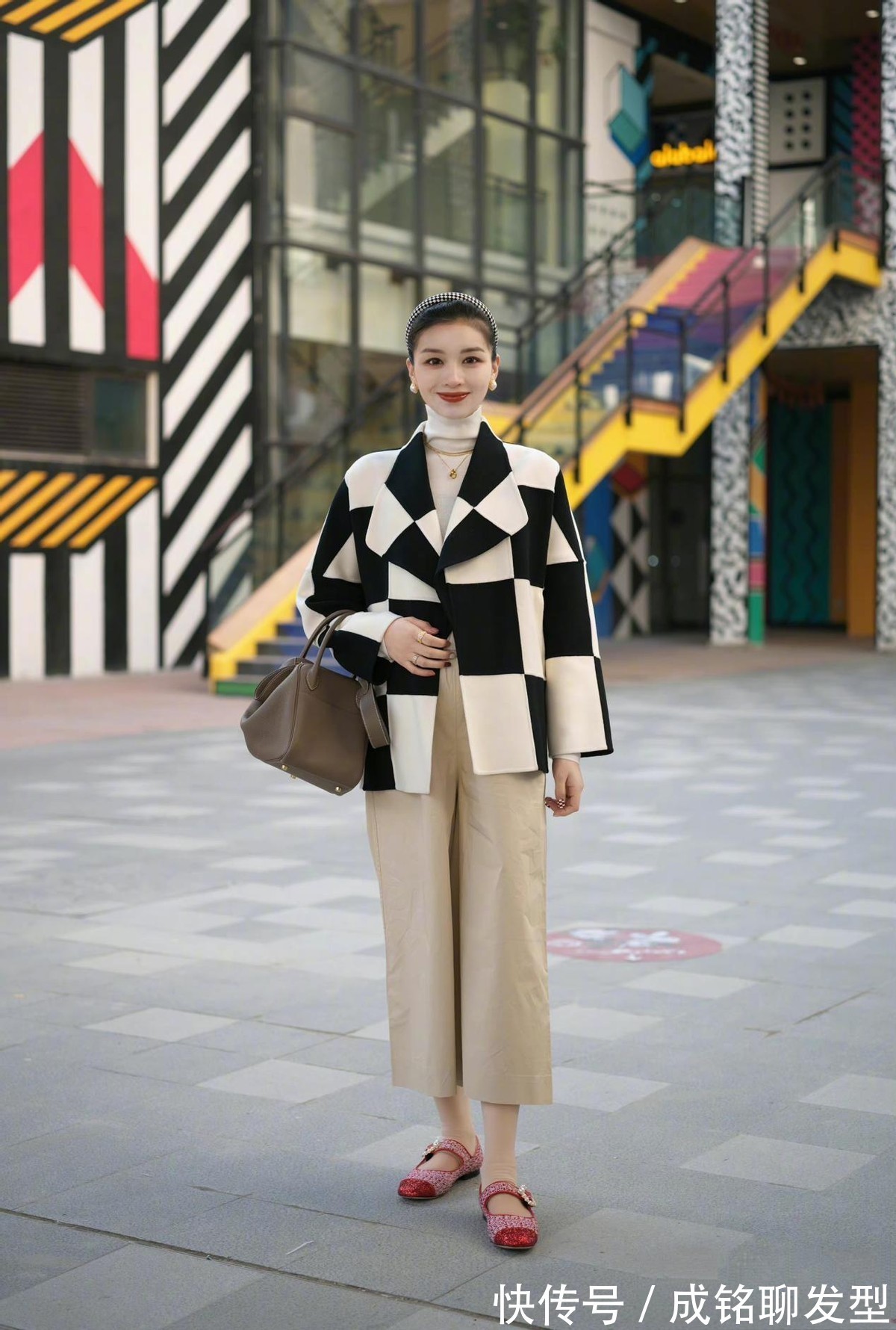 搭配 精致优雅风冬装搭配来袭,高级大气还减龄,大龄女性的必备穿搭