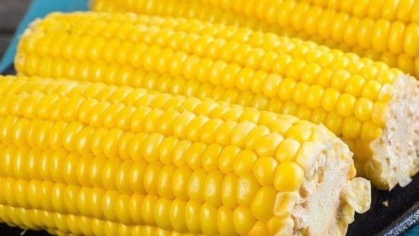 维生素e|女性不想满脸皱纹,可以多吃3种食物,美容养颜,滋润身体!