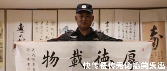 兰亭奖#书法博物馆保安许一飞:苦练书法13年走红,今手抄金刚经值2.5万