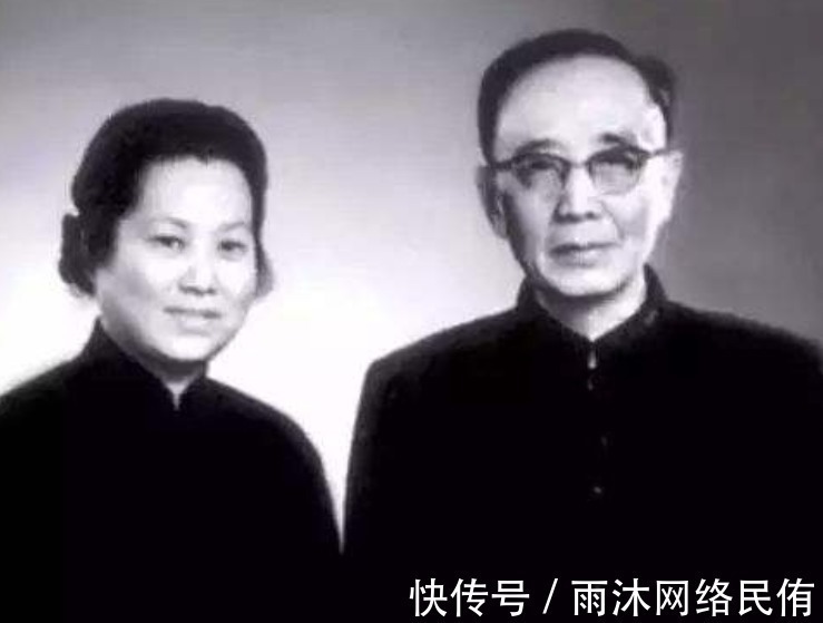 于立忱!郭沫若去世后,妻子整理遗物发现一封信,为啥看后就上吊自杀了?