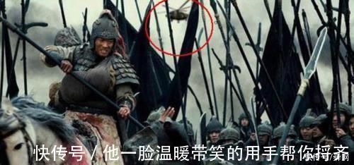 |搞笑的穿帮镜头,赵丽颖的小胡子贴歪了,网友导演你是在考验观众眼力吗