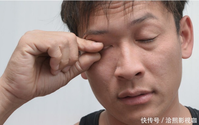 几块钱一瓶的维生素B2，能长期吃吗治这8种病有效，不吃很亏