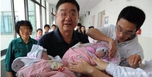 双胞胎|60岁大妈拼命生下双胞胎宝宝，7年后，却说不如不生！
