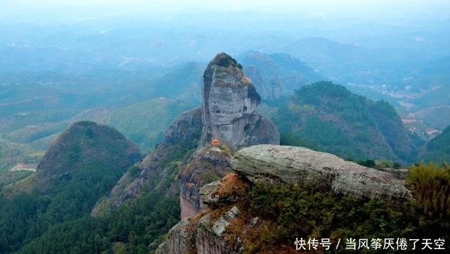 五岳|五岳之一的恒山，同时也是五镇之首，桃花盛开之地让人忘返