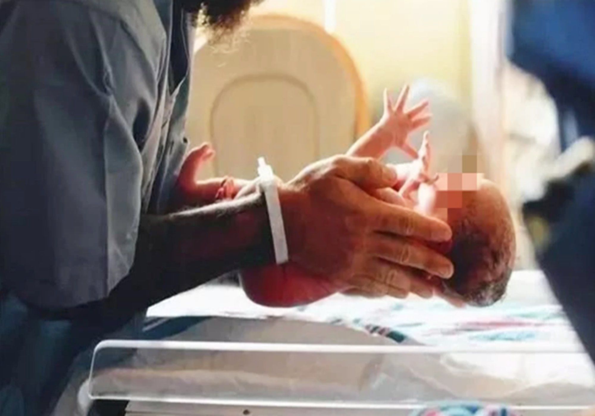 医护人员|顺产生娃是啥体验?过来人:宝宝被一把“拽出来”,再也不想生了