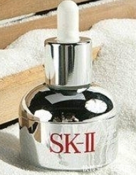 黑色素|哪款祛斑精华效果非常好,完全可以一生推,5款祛斑界的扛把子!