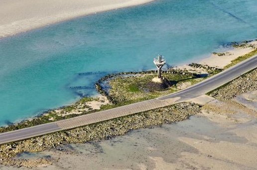 他曾是同学嘲笑的对象,却凭借开餐厅带动故乡经济