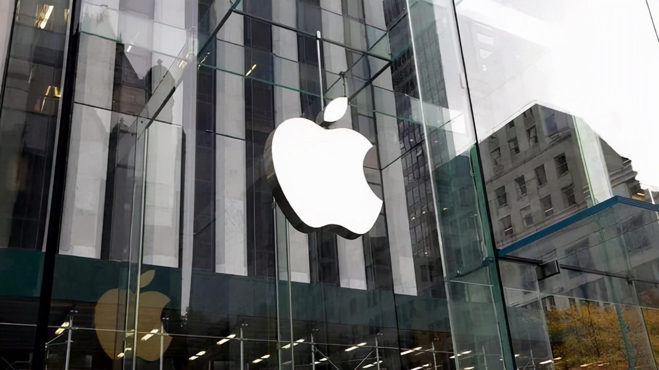 苹果|官网被买崩，iPhone 13的加量减价，给国产手机厂商上了一课