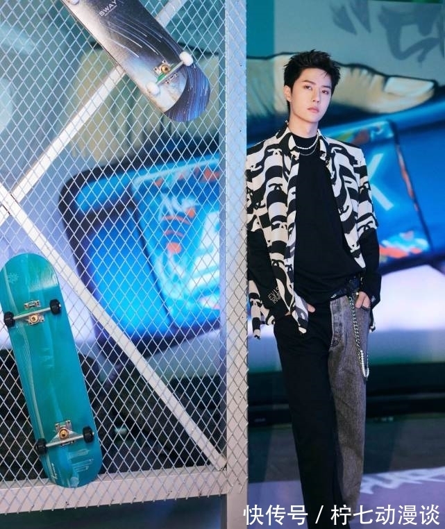 王一博|王一博被这就是街舞队员感动，勾起回忆