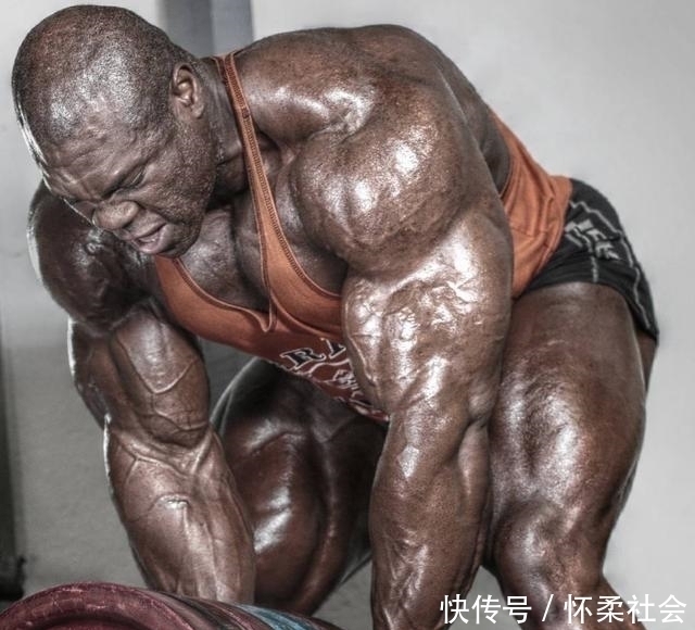 格林|现实版黑金刚,亮瞎我的狗眼,强壮的只剩下肌肉了