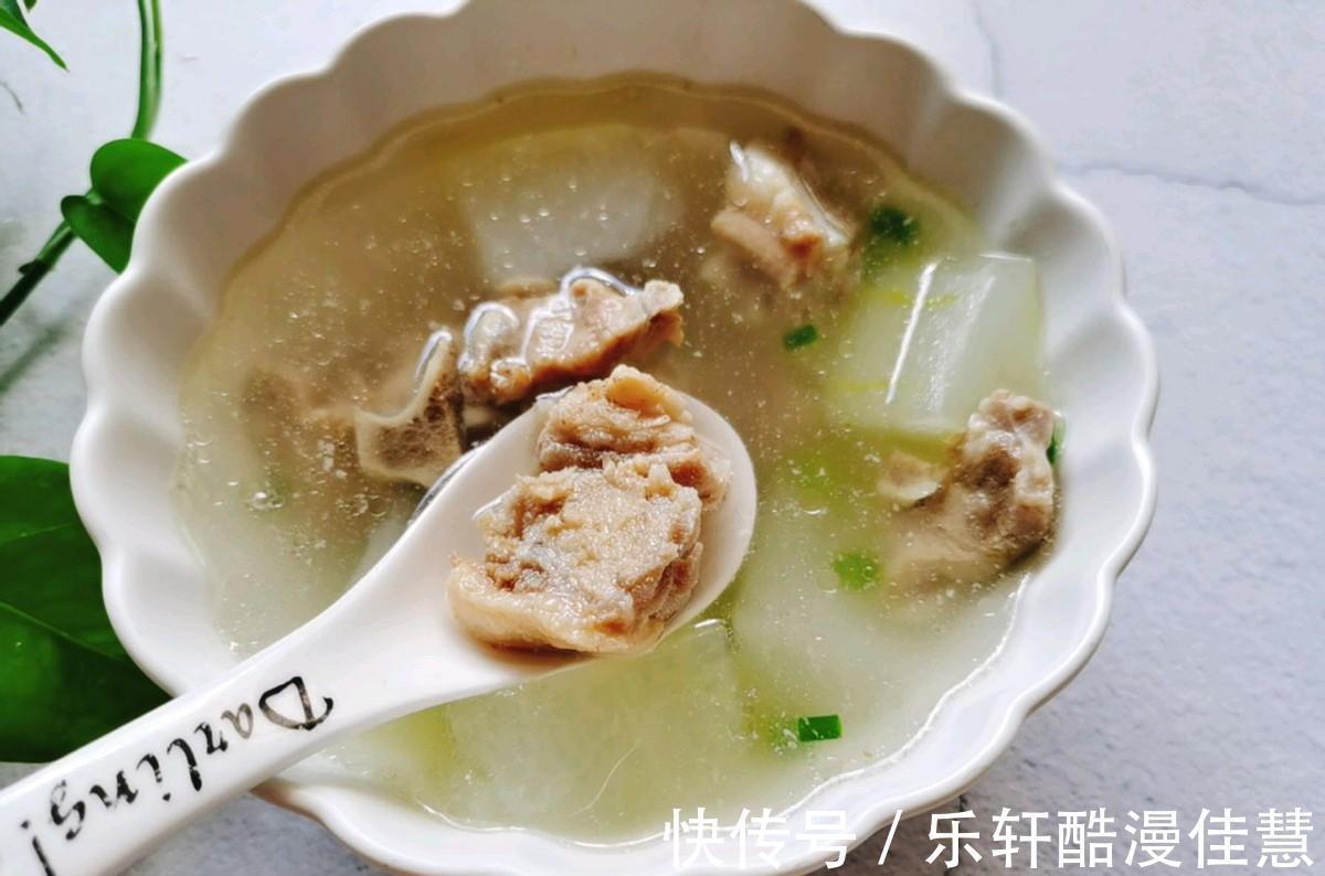 冬瓜块|冬瓜营养丰富，和排骨是经典搭配，炖出来的汤鲜美可口