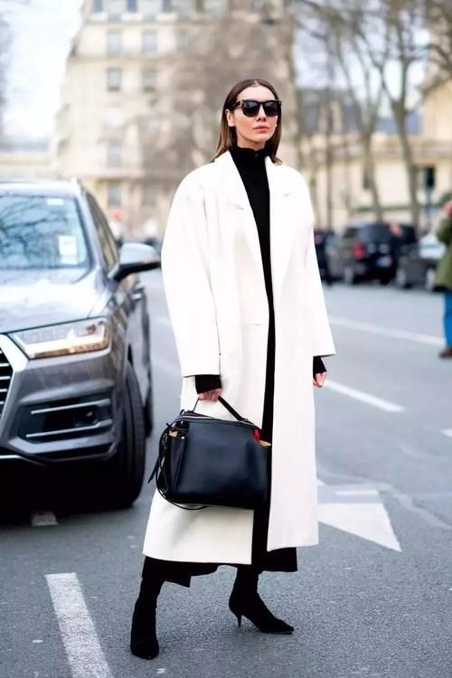 冬天就应该穿白色！学会这些“搭配重点”，绝对又美又吸睛