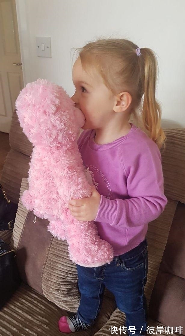艾玛|两岁女孩的泰迪熊“妈妈”,有妈妈的香水味,换一种方式陪伴你