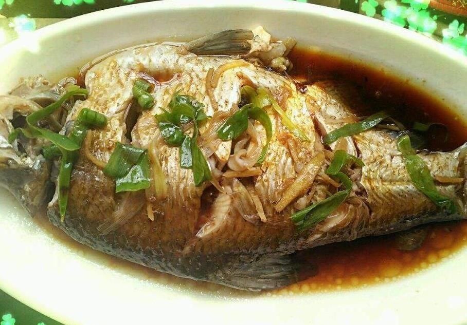不鲜|清蒸鱼好吃有诀窍,大部分人都没注意,难怪鱼肉不鲜不嫩还腥味重
