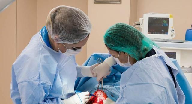 外科手术|剖腹产时,伤口缝线处理是用美容线好还是拆线的好?