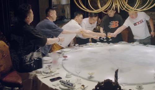 孟鹤堂|《德云斗笑社》第二季：栾云平烧饼孟鹤堂，谁的饭局更有人气