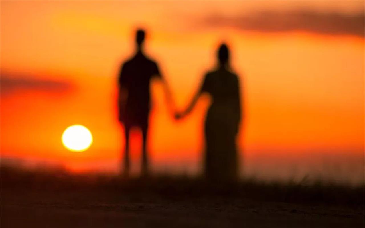 爱上你|女人动了真情，才会开放“禁区”，不爱装不出来