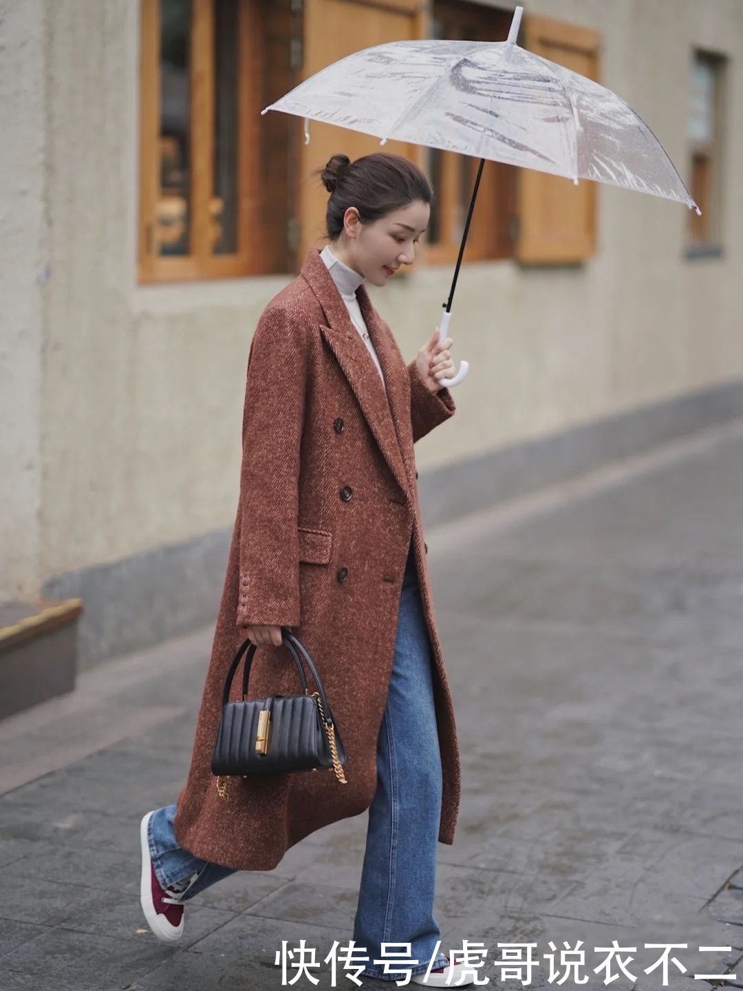 越简约越气质，时尚博主的大衣穿搭，“无视”年龄照搬都好看