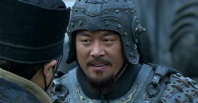 张辽许|张辽许褚实力超强不怕任何人，为何在华容道时，对关羽下跪求饶？