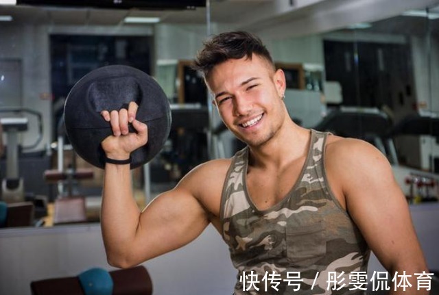 男性朋友|男性过了50岁，雄性激素依旧旺盛，是好事吗？医生告诉你答案