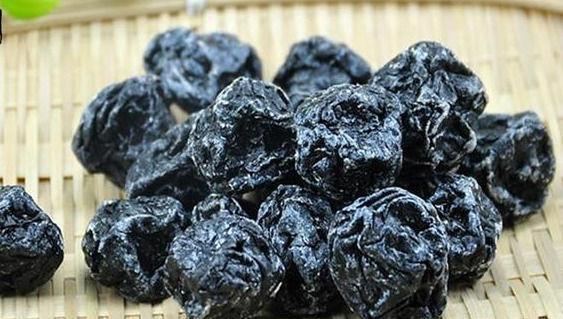 桑葚|适合秋天吃的4种食物，排毒养颜、滋补身体，好处多多