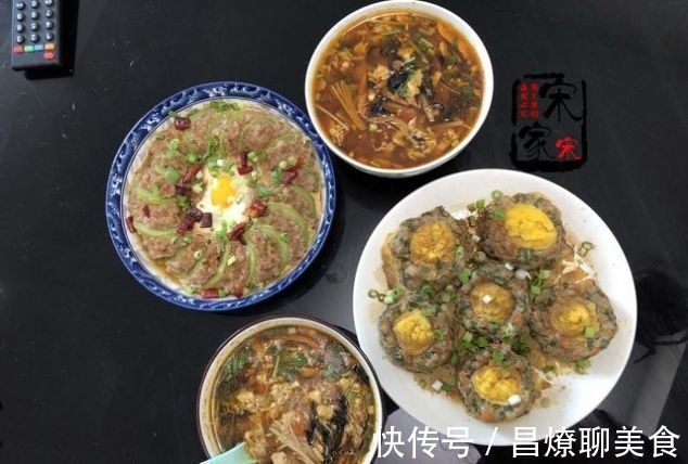 金针菇|晚餐，老公下厨做了2菜1汤，这是我吃过最好吃的菜