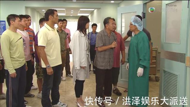 肚子|产妇进产房,跑来二十多人陪产,孩子出生后大家明白怎么回事了