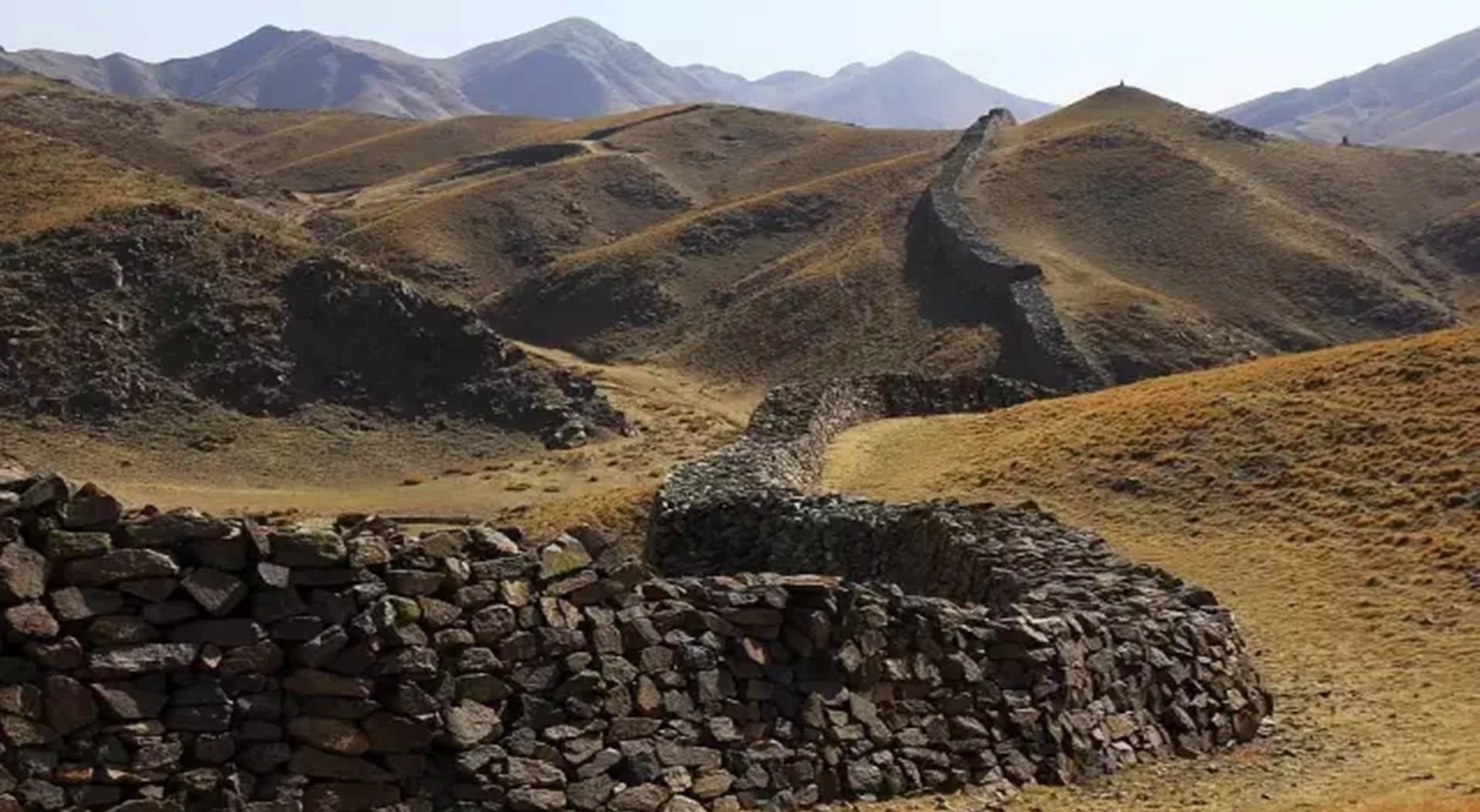 秦始皇|秦始皇乃暴君?事实并非如此,看看刘伯温怎么说:千古一帝