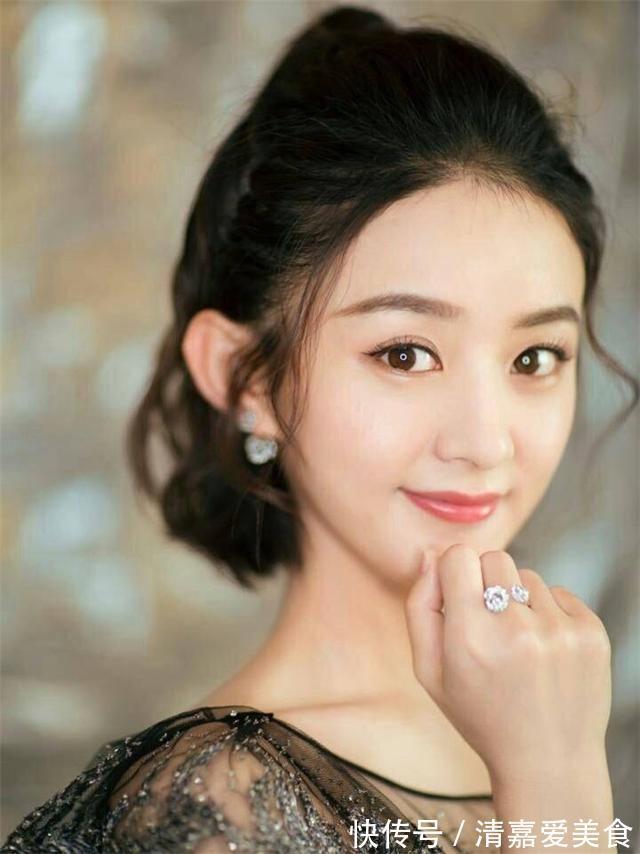 杨紫|2021年流行“短发扎一半”,减龄满分,承包春夏的美