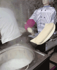 |搞笑GIF趣图:“我就俩要求,女的,不傻就够了”