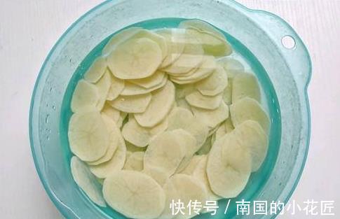土豆|一个等于10个苹果，5根香蕉，排出毒素拒绝脂肪沉积，瘦成S形