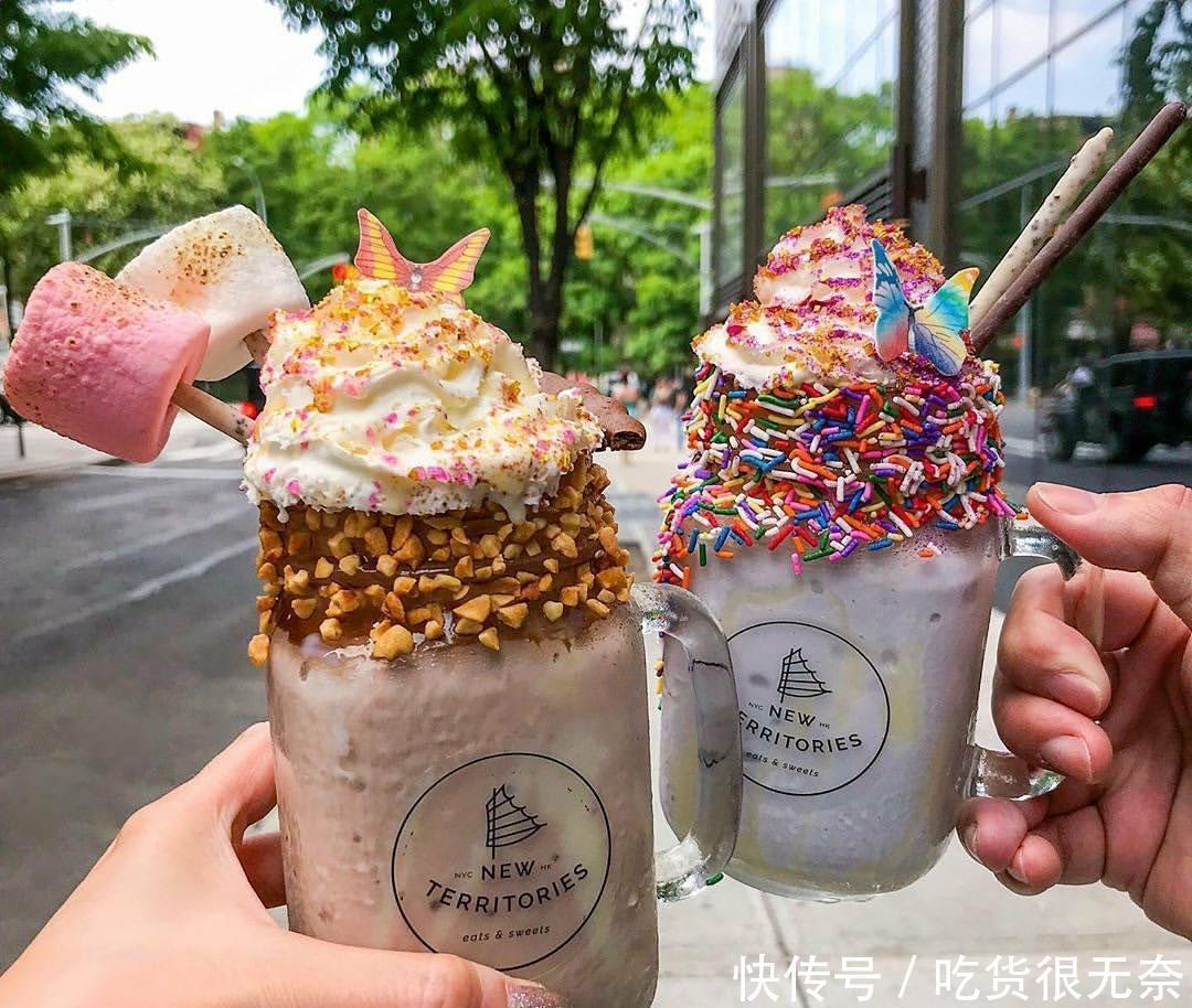 冰淇淋|冰淇淋也变得不单纯了呢,但还是一如既往地想吃……