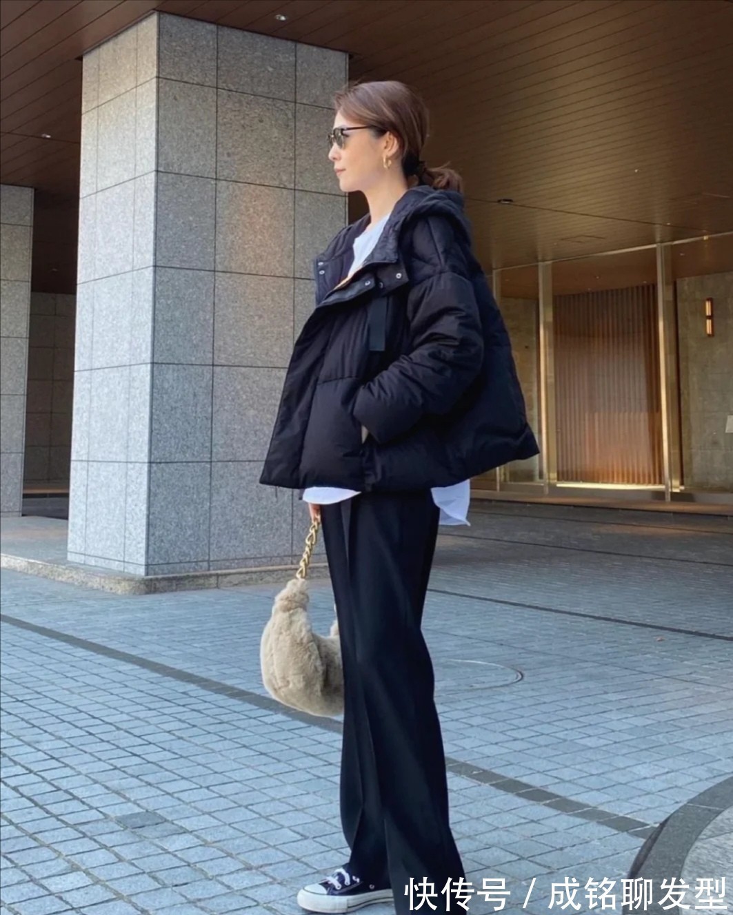 中年妈妈|这几位时髦的中年妈妈,穿搭都有这三个共同点,怪不得这么有气质