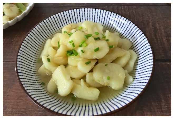 三口之家的周末午餐,4道菜,成本不到50元,比快餐营养还便宜