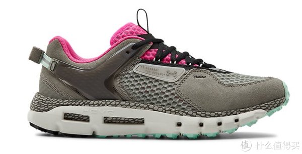 u安德玛日常通勤女鞋推荐，满满都是青春的味道