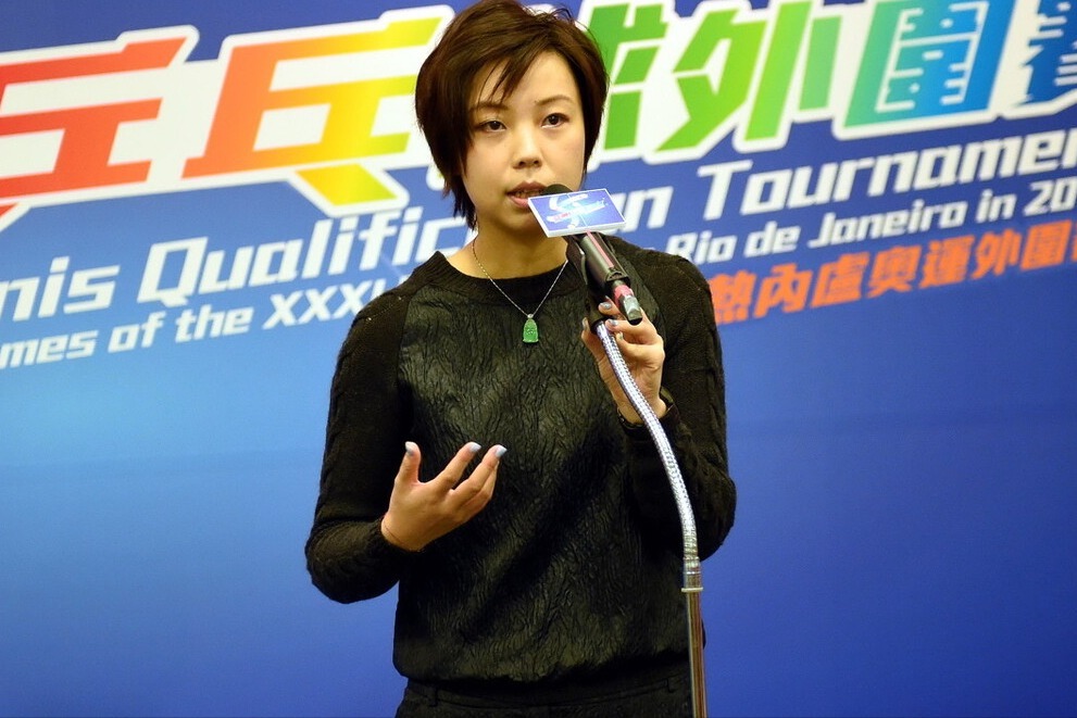 国乒女队|张怡宁终于说服李隼!孙颖莎教练火线抵达新加坡,王曼昱争冠悬了
