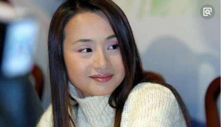 刚走红就飘了，4位自毁前程的明星，最后一位还被抓去监狱