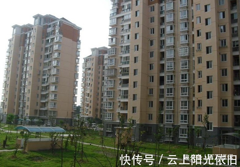 买房|内行人买房选楼层有技巧,这4层是“黄金楼层”,有钱人的选择