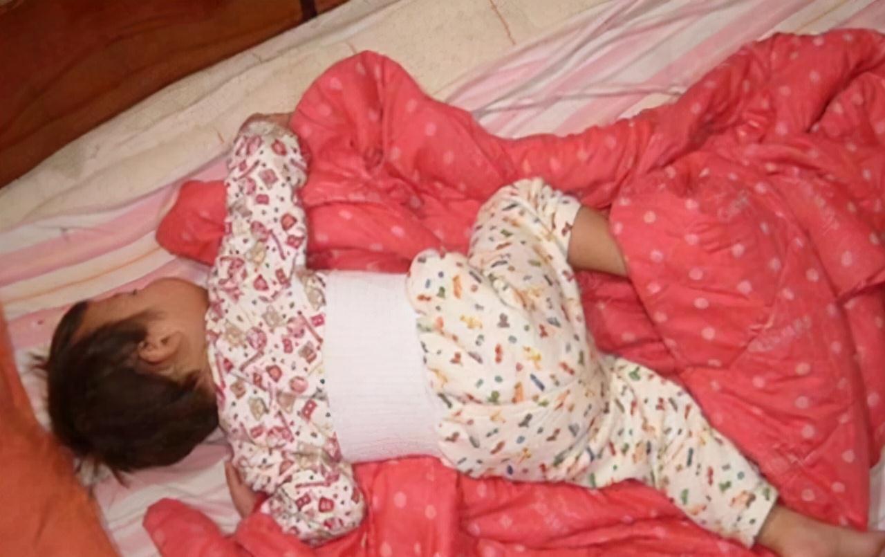 小宝宝|有种“热”叫孩子爱踢被子,其实不止热,娃有“苦衷”妈妈不知