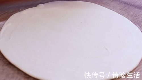 烙饼时,不要直接烙,多加这两步,饼柔软又起层,3分钟就能出锅