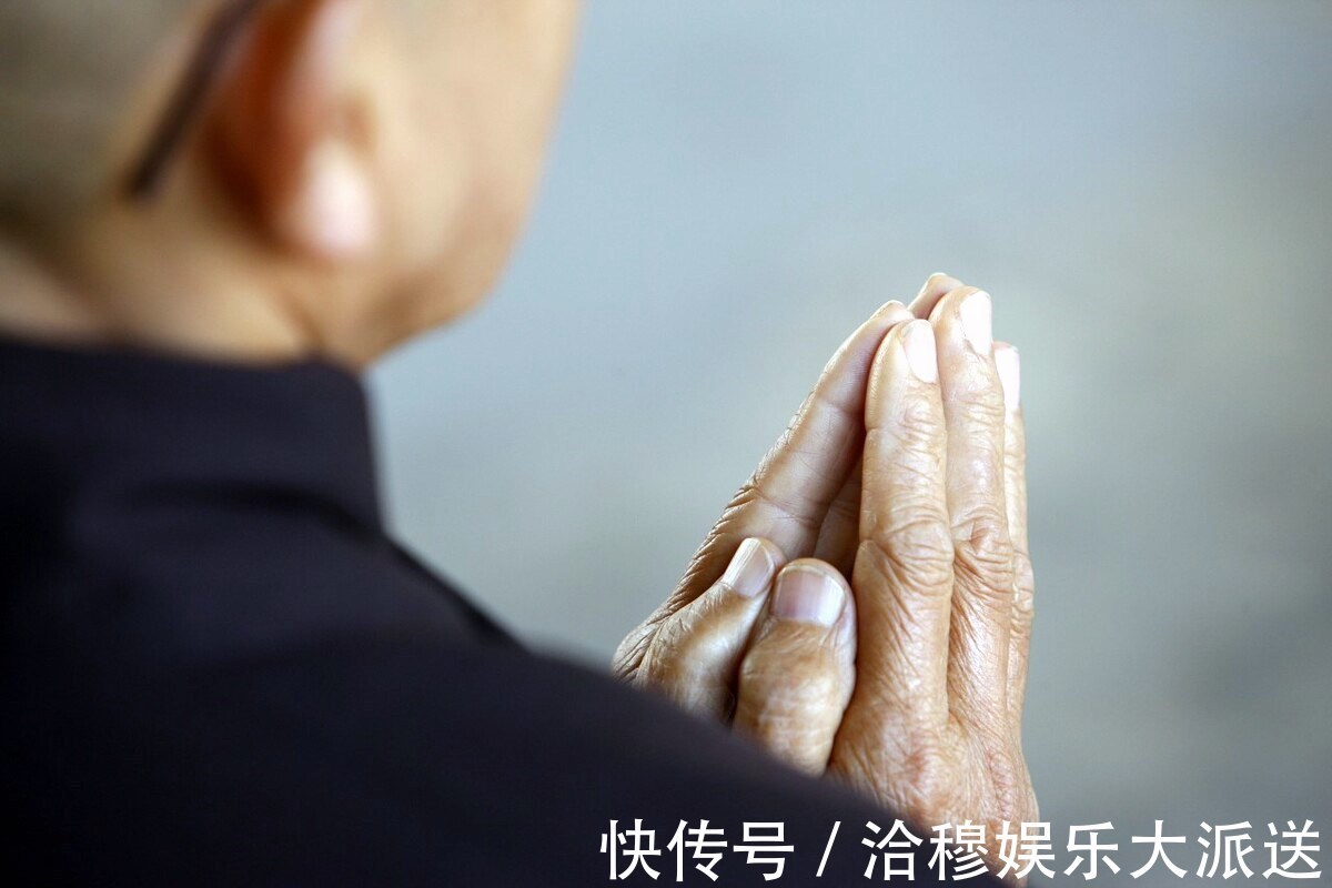 周而复|苏东坡派遣小妾服侍和尚,得知两人一夜忙活后,对禅师感激涕零