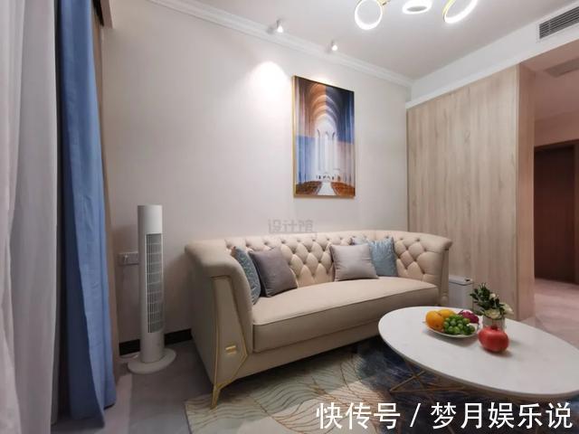 比例|背景墙上的照片、装饰画,怎么挂更美观优雅?