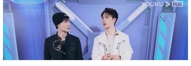 小山桃|街舞小黑屋規(guī)則升級(jí)：王一博雖然不懂女孩心思，送禮物卻難不倒他