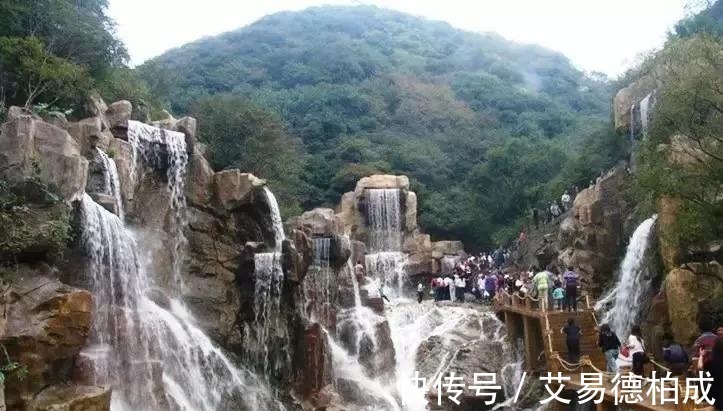 古宅@安徽古民居门楣上有四个字,外人一般不认识,经过解释竟是这意思