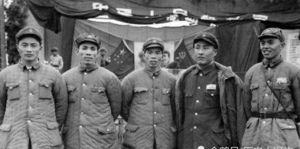 少将|他是开国少将中酒量最大的,打仗时水壶里装的是酒,后活了100岁