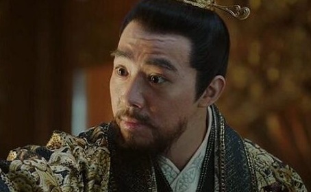 次御驾亲征|明朝这位皇帝自称为“威武大将军”,御驾亲征打得敌人不敢露面