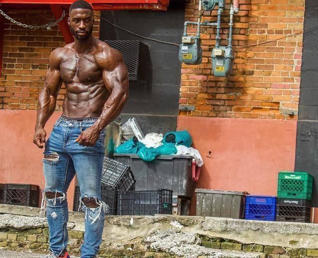 gu非洲人天生容易长肌肉他其实并不是,他花了10年才完成蜕变