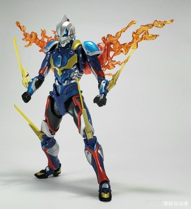 捷德|粉丝自制银河初升钢铁捷德奥特曼模型 毫无违和感 超越官方的专业