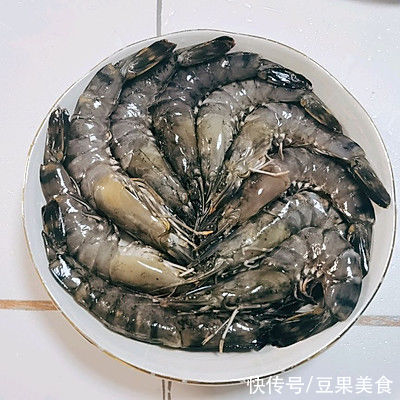 黑胡椒九节虾|好吃不胖、营养高的黑胡椒九节虾
