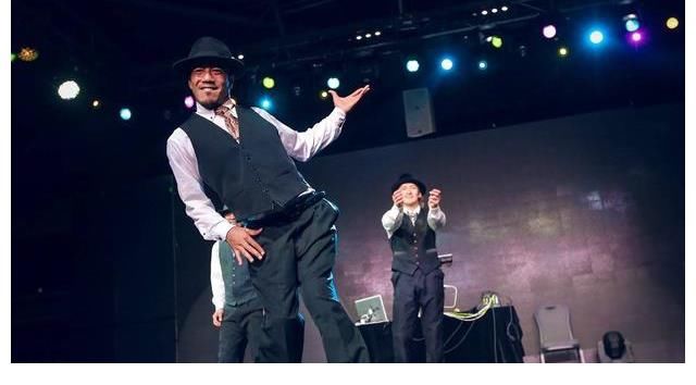 这就是街舞:比起来场上所有选手,这位才称得上是首屈一指的大神